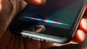 أفضل 8 تطبيقات تجسس للآيفون – غير قابلة للاكتشاف ولا يوجد بها جيلبريك